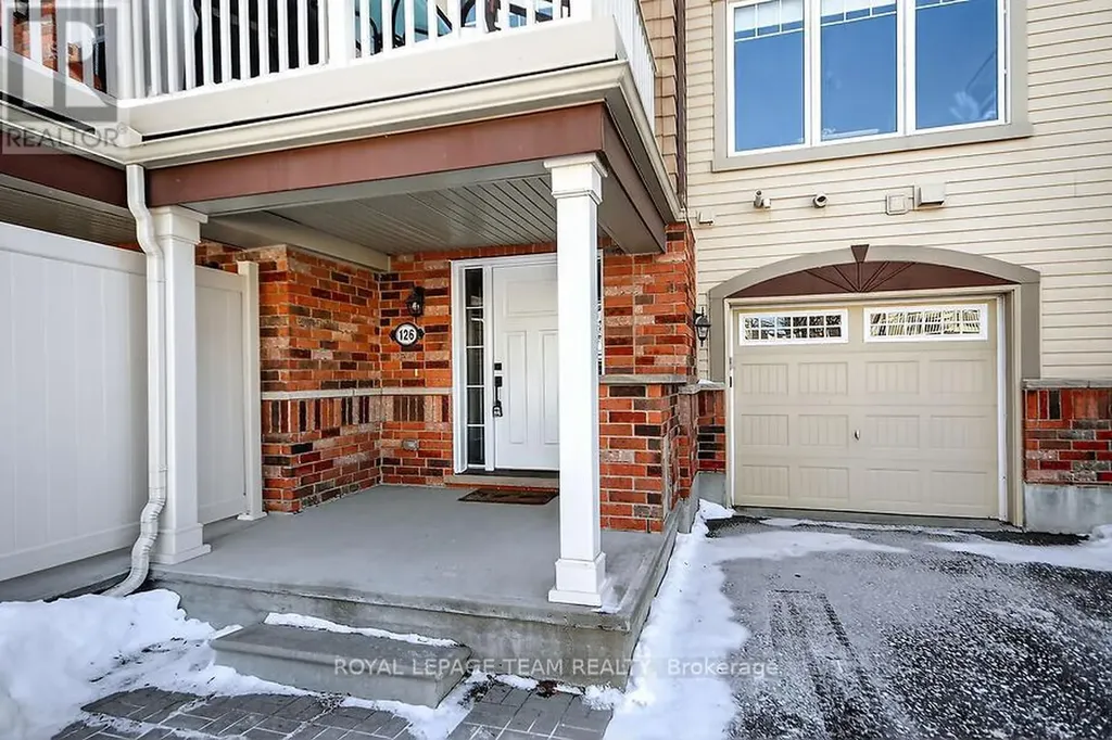 126 Grenadine Street Ottawa ON K2S 0P1