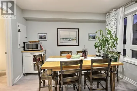 287 Chapel Hill Drive Kitchener ON N2R 0S4