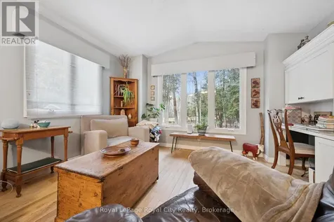 10 Spruce Avenue Puslinch ON N1B 2J0