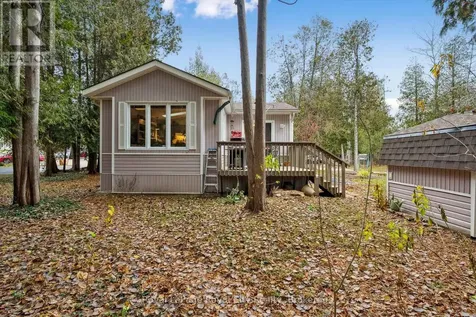 10 Spruce Avenue Puslinch ON N1B 2J0