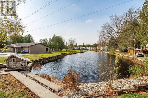 10 Spruce Avenue Puslinch ON N1B 2J0