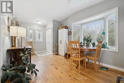 10 Spruce Avenue Puslinch ON N1B 2J0