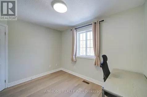 36 Grand River Avenue Brantford ON N3T 4W7