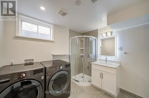 36 Grand River Avenue Brantford ON N3T 4W7