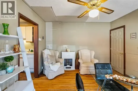 2136 Lincoln Road Windsor ON N8W 2R1