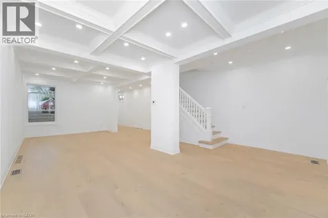 285 Charlton Avenue West Hamilton ON L8P 2E4