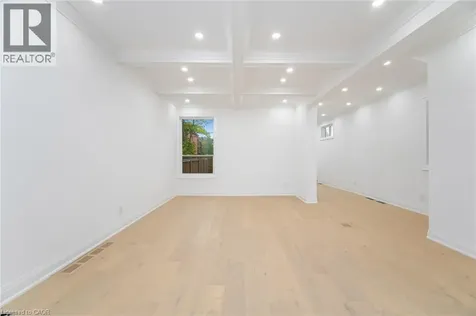 285 Charlton Avenue West Hamilton ON L8P 2E4