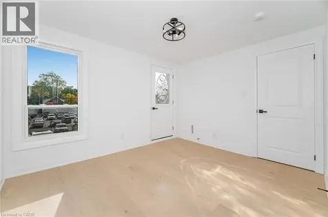 285 Charlton Avenue West Hamilton ON L8P 2E4