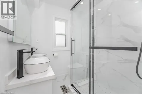 285 Charlton Avenue West Hamilton ON L8P 2E4