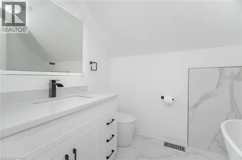 285 Charlton Avenue West Hamilton ON L8P 2E4