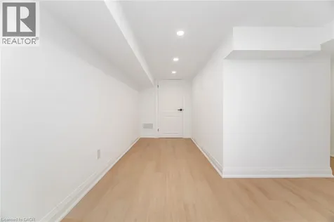 285 Charlton Avenue West Hamilton ON L8P 2E4