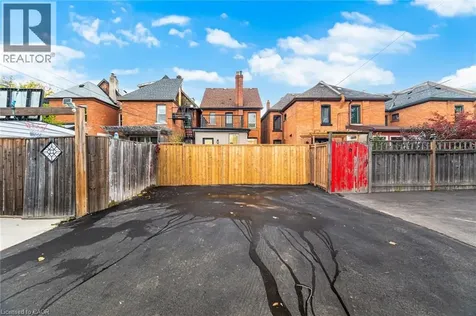 285 Charlton Avenue West Hamilton ON L8P 2E4