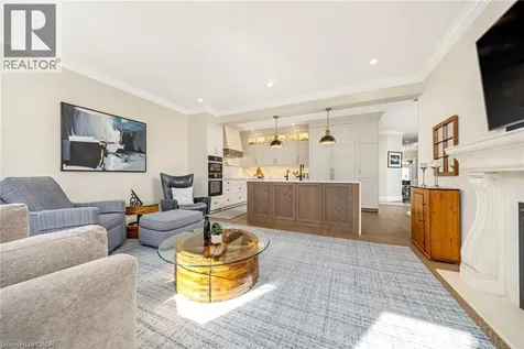 3168 Watercliffe Court Oakville ON L6M 0K7