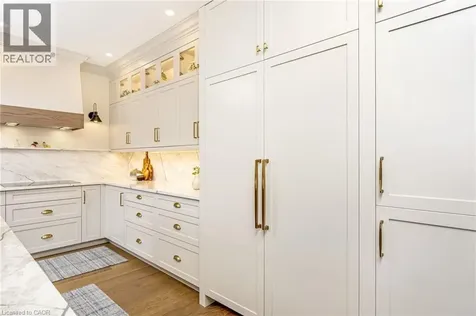 3168 Watercliffe Court Oakville ON L6M 0K7