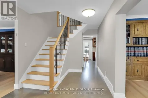 1712 Playfair Drive Ottawa ON K1H 5S6