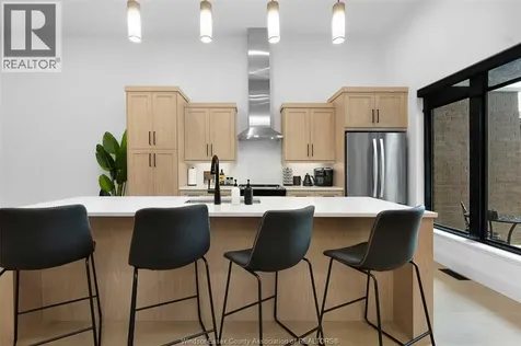 572 Lily Mac Boulevard Windsor ON N6E 3N7