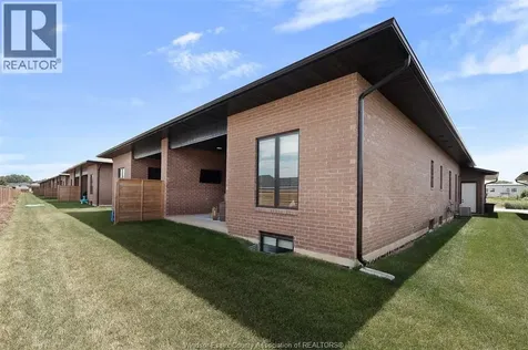 572 Lily Mac Boulevard Windsor ON N6E 3N7