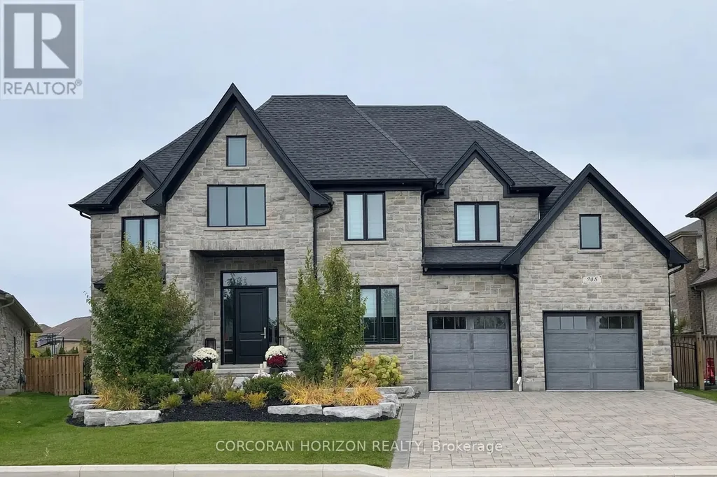 908 Fall Harvest Court Kitchener ON N2P 2M2