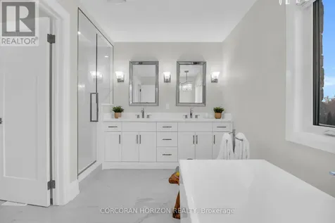 908 Fall Harvest Court Kitchener ON N2P 2M2