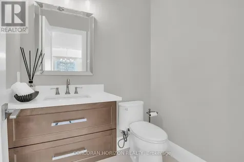 908 Fall Harvest Court Kitchener ON N2P 2M2