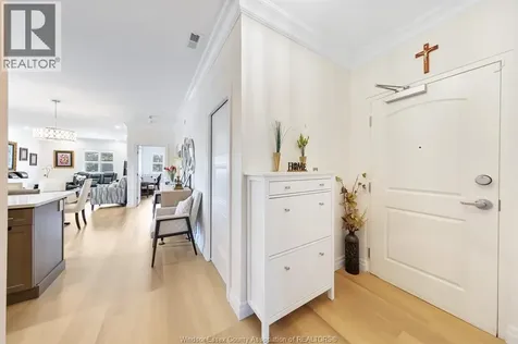 1888 Westview Lasalle ON N9H 0M1