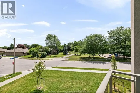 1888 Westview Lasalle ON N9H 0M1