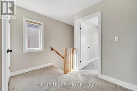 47 Pondcliffe Drive Kitchener ON N2R 0M3