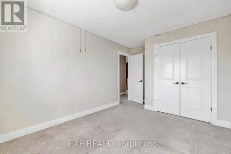 47 Pondcliffe Drive Kitchener ON N2R 0M3