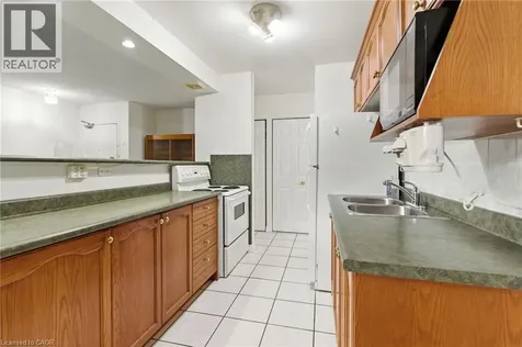 264 Oakdale Avenue St. Catharines ON L2P 2K4