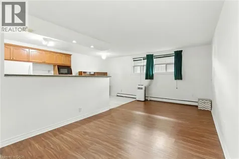264 Oakdale Avenue St. Catharines ON L2P 2K4