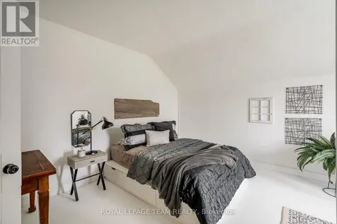 23 Blacksmith Road Rideau Lakes ON K0G 1L0