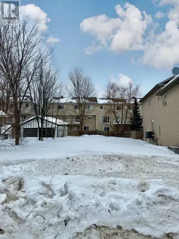 1138-1140 Snow Street Ottawa ON K1J 7R6