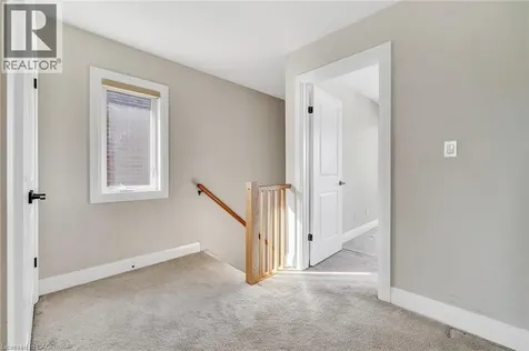 47 Pondcliffe Drive Kitchener ON N2R 0M3