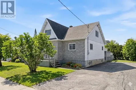 25 Dunbar Avenue Cornwall ON K6H 5M6