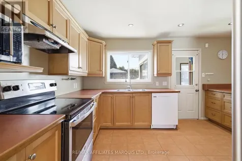 25 Dunbar Avenue Cornwall ON K6H 5M6