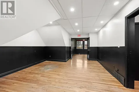 162-164 Metcalfe Street Ottawa ON K2P 1P2