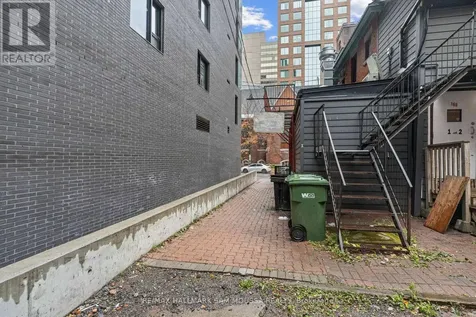 162-164 Metcalfe Street Ottawa ON K2P 1P2