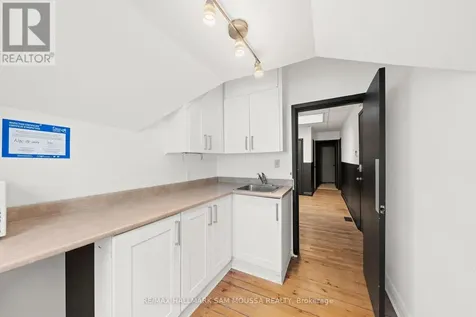 162-164 Metcalfe Street Ottawa ON K2P 1P2