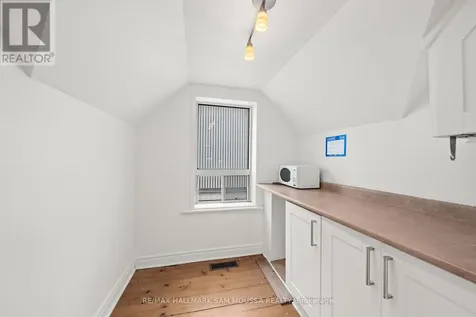 162-164 Metcalfe Street Ottawa ON K2P 1P2