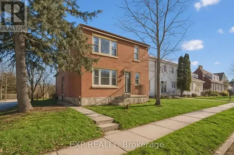 253 Sydney Street South Kitchener ON N2G 3V8