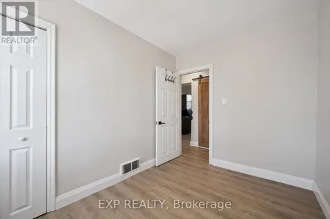 253 Sydney Street South Kitchener ON N2G 3V8
