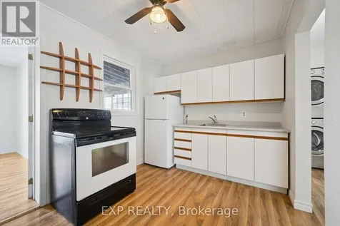 253 Sydney Street South Kitchener ON N2G 3V8