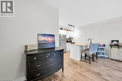 141 Catharine Street South Hamilton ON L8N 2J7