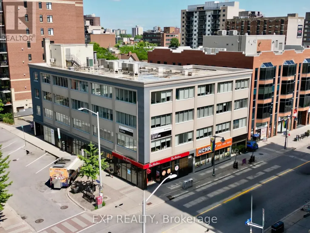 396 Cooper Street Ottawa ON K2P 2H7