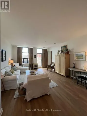 21 Matchedash Street South Orillia ON L3V 4W4