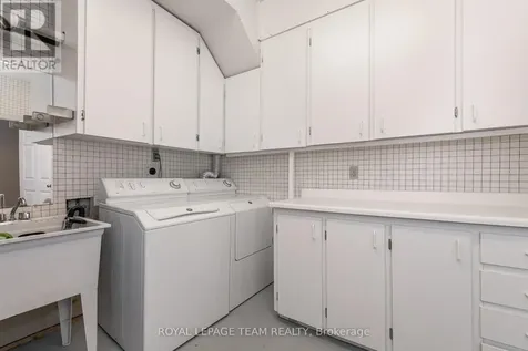 595 Besserer Street Ottawa ON K1N 6C8