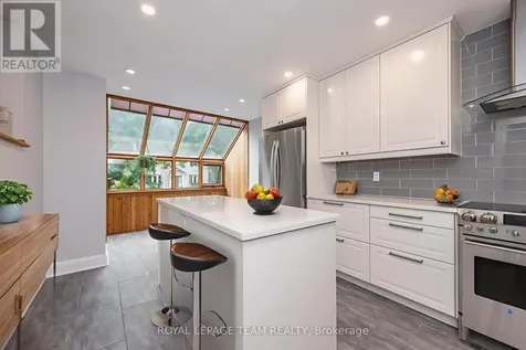 595 Besserer Street Ottawa ON K1N 6C8