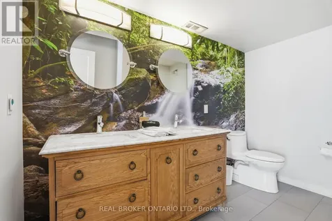 868 Danforth Place Burlington (bayview) ON L7T 1S2