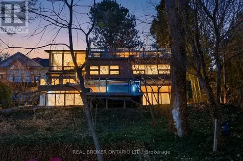 868 Danforth Place Burlington (bayview) ON L7T 1S2