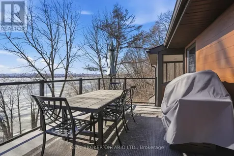 868 Danforth Place Burlington (bayview) ON L7T 1S2